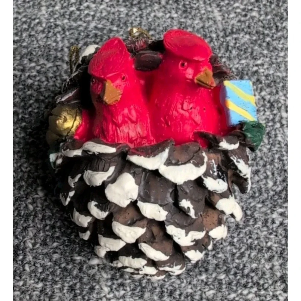 Vtg Woodland Pinecone Ornaments with Animals 2